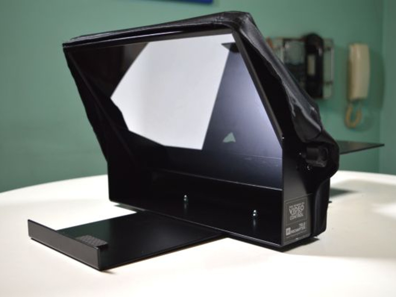 Autocue / teleprompter system