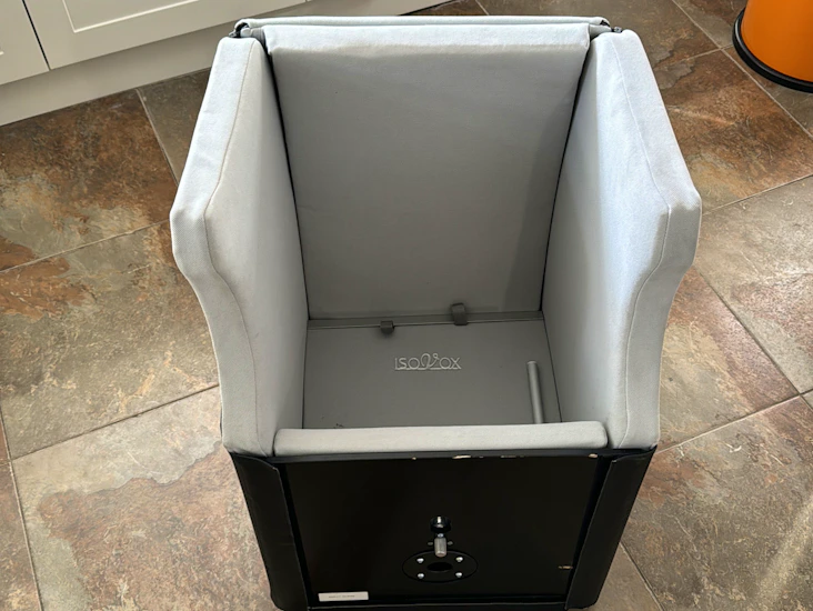 Isovox portable vocal booth