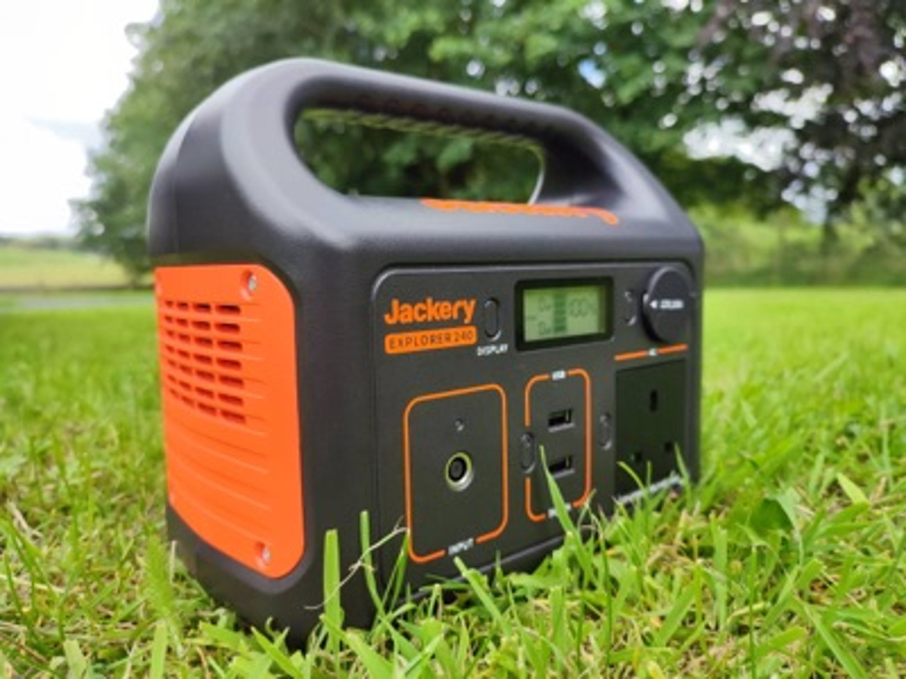 Jackery 240, portable camping battery