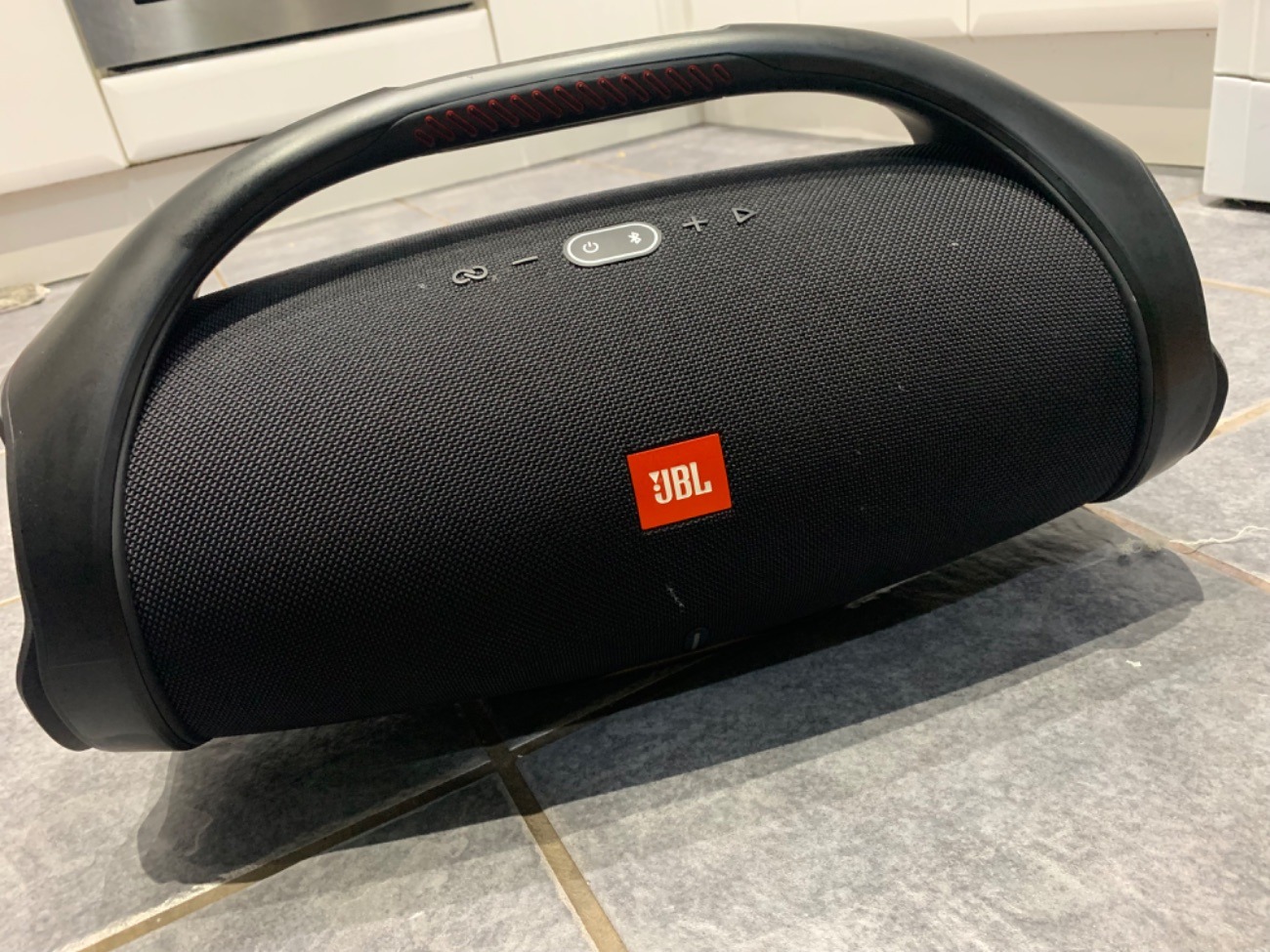 Jbl boombox 2