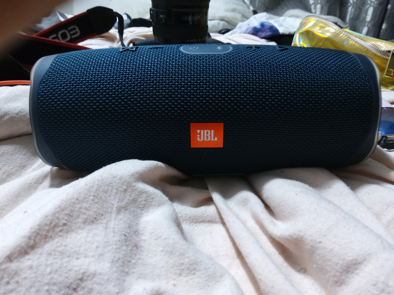 Jbl charge 4 bluetooth speaker 