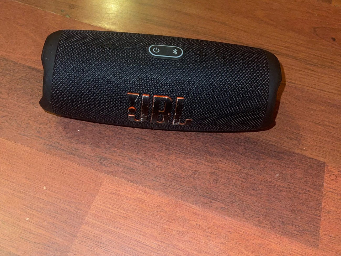 Jbl charge 5 portable bluetooth speaker and charger