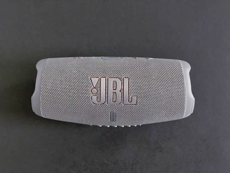 Jbl charge 5 wireless speaker