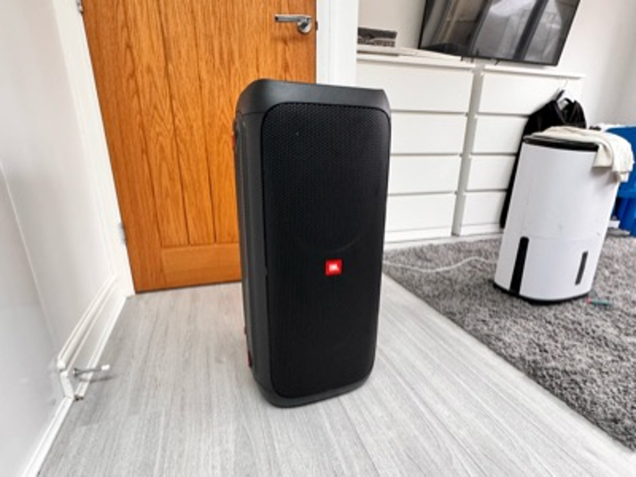 Jbl party box 310 speaker 