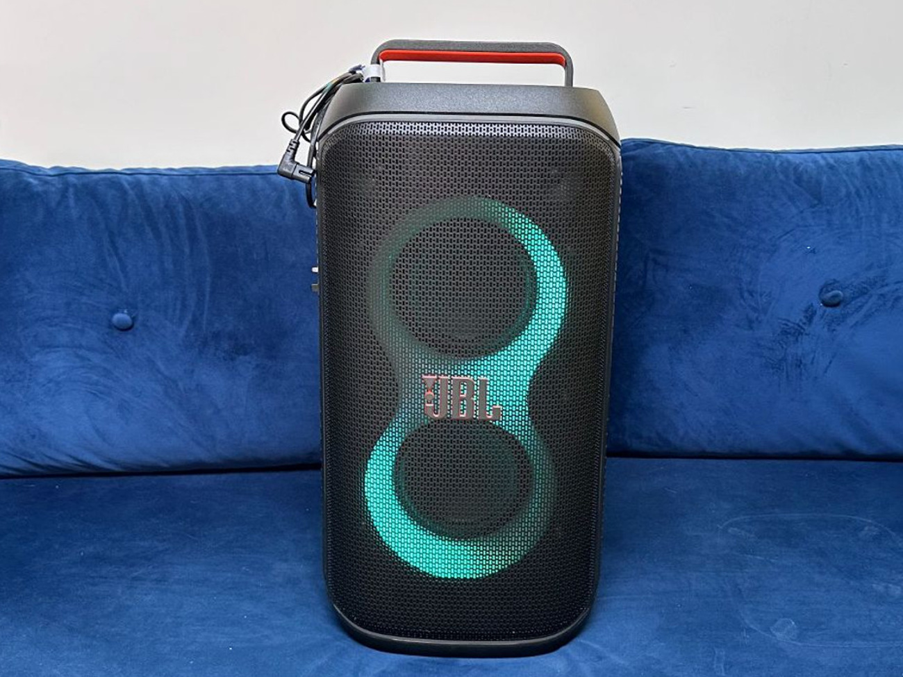 Jbl partybox club 120 bluetooth speaker + spare battery