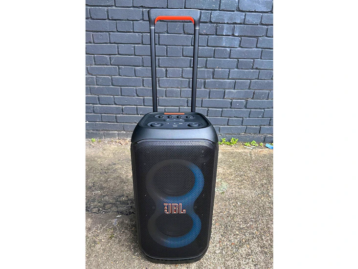 Jbl partybox stage 320 bluetooth speaker + x2 microphones