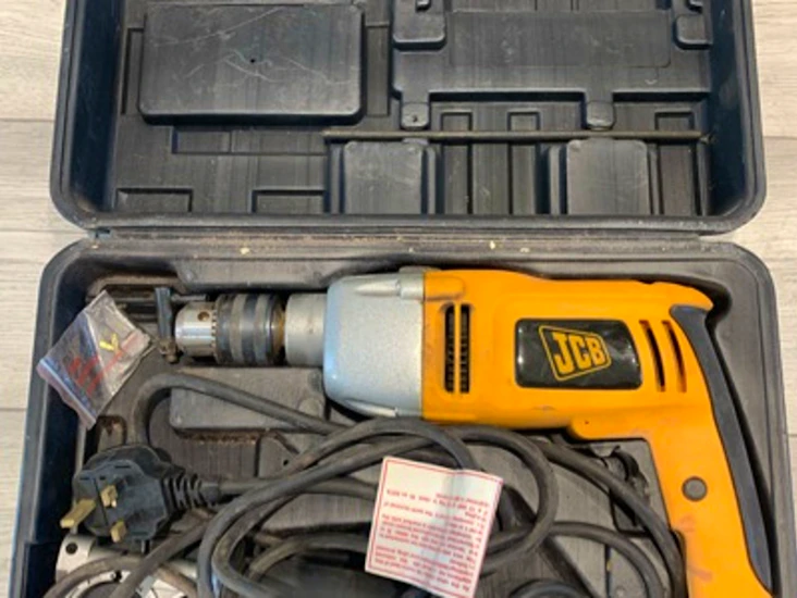 Jcb 240v hammer drill