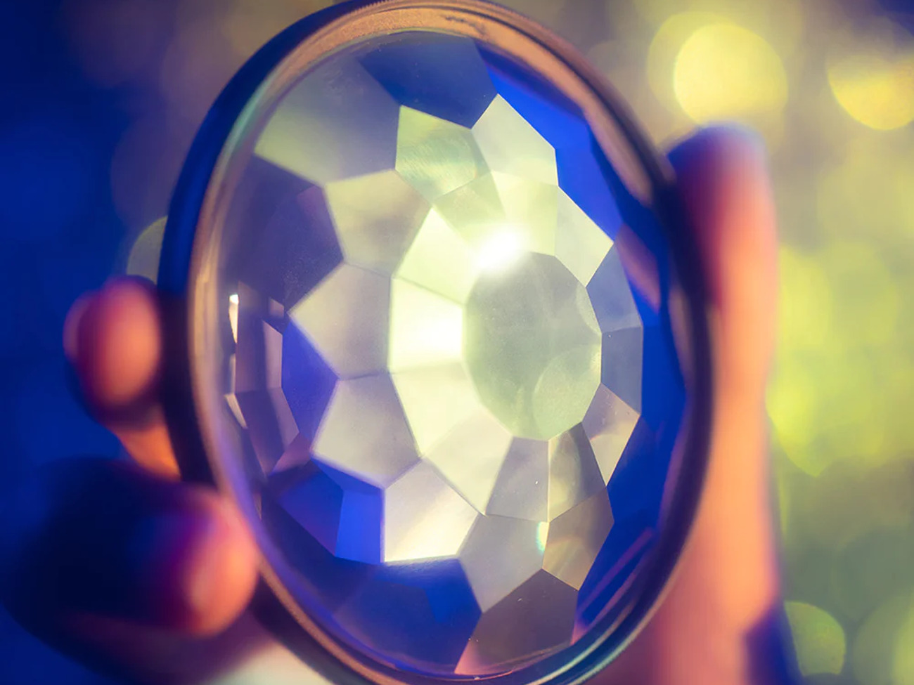 Kaleidoscope lens filter 77m 