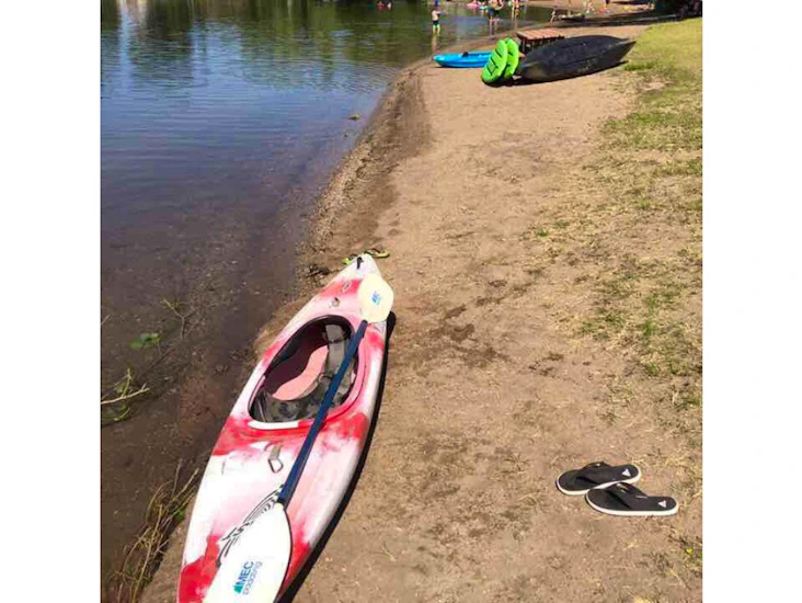 8 foot lake/river kayak