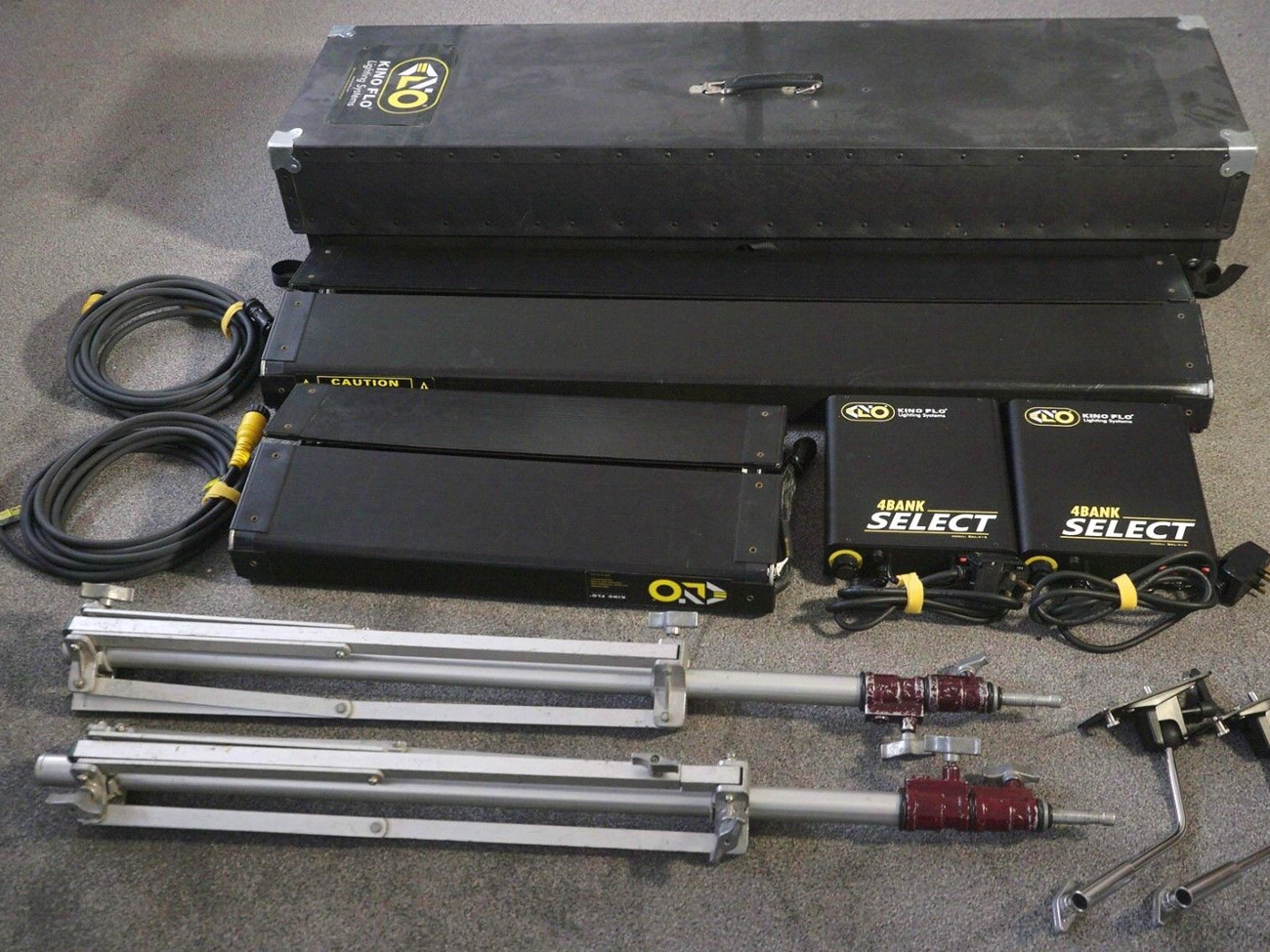 Kino flo 4ft 4bank and 2ft 4bank lighting kit 