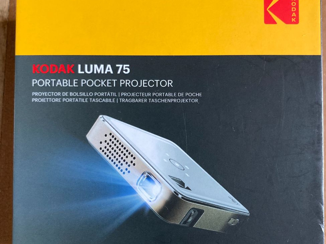 Kodak luma 75 - portable pocket projector