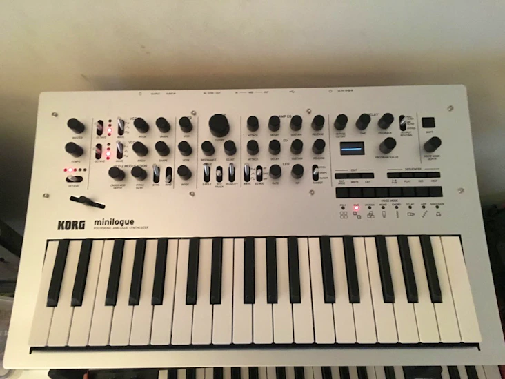 Korg minilogue