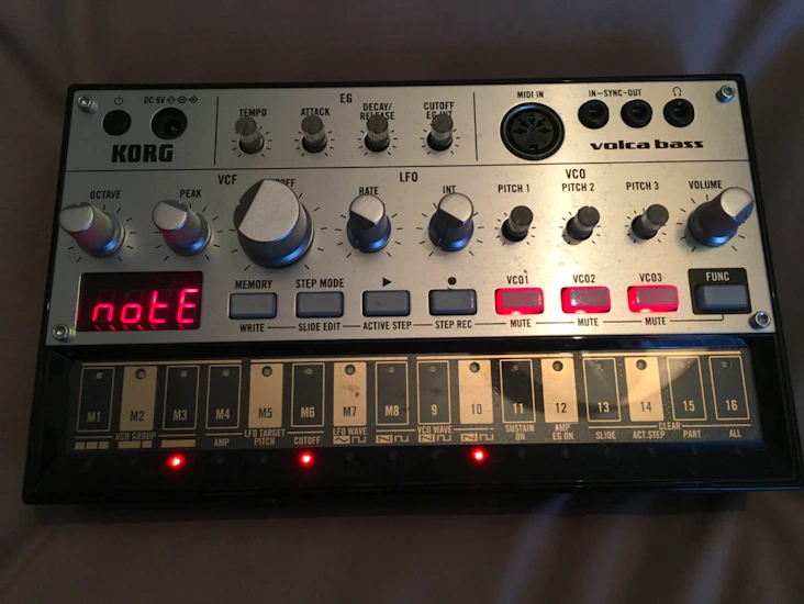 Korg volca bass analog bass synthesizer