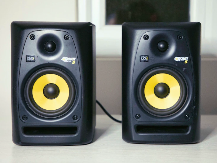 Krk rokit rp5 g3 speakers