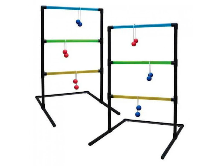 Ladder toss game