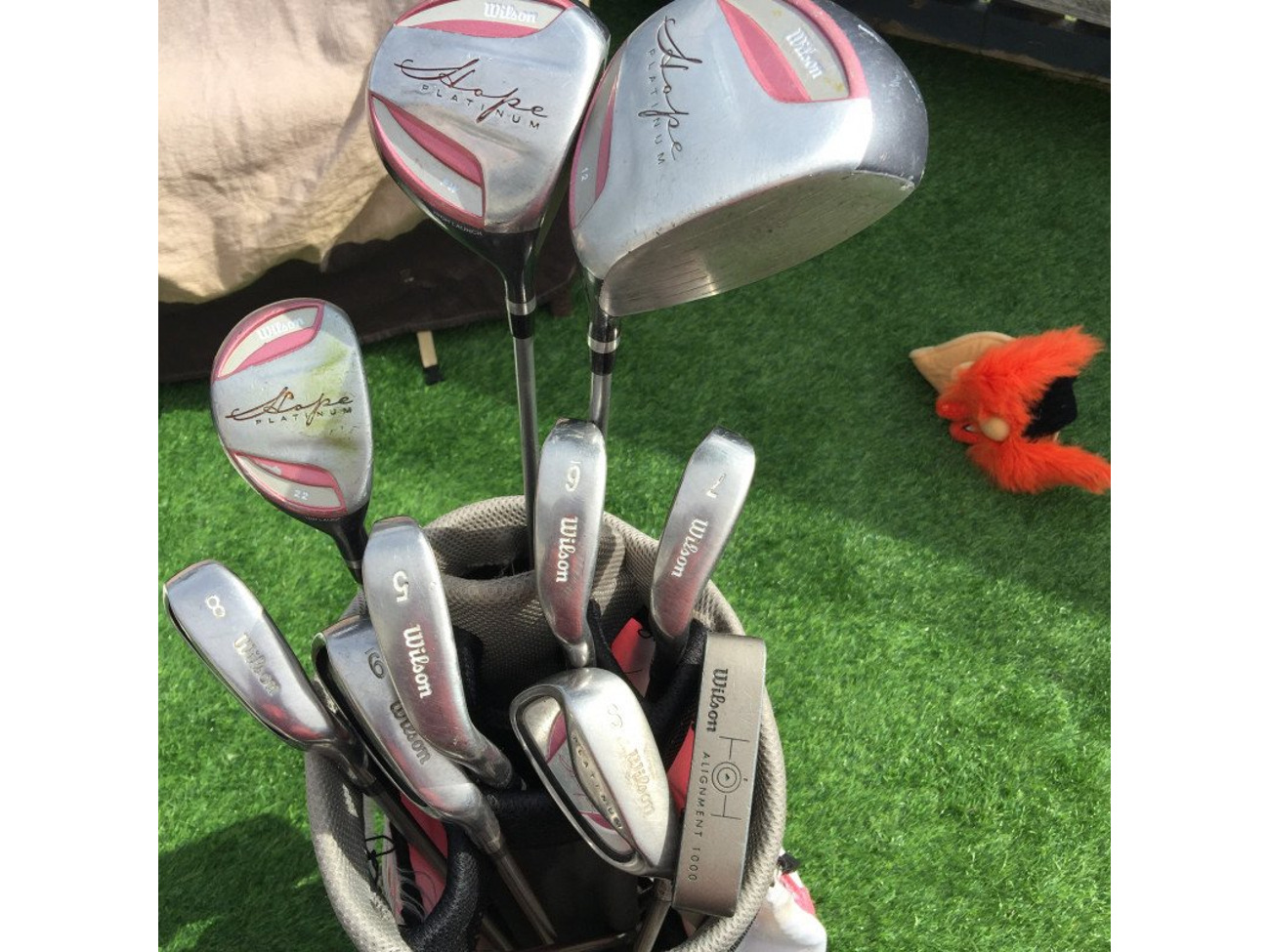 How Much Does It Cost to Rent Golf Clubs: A Quick Guide