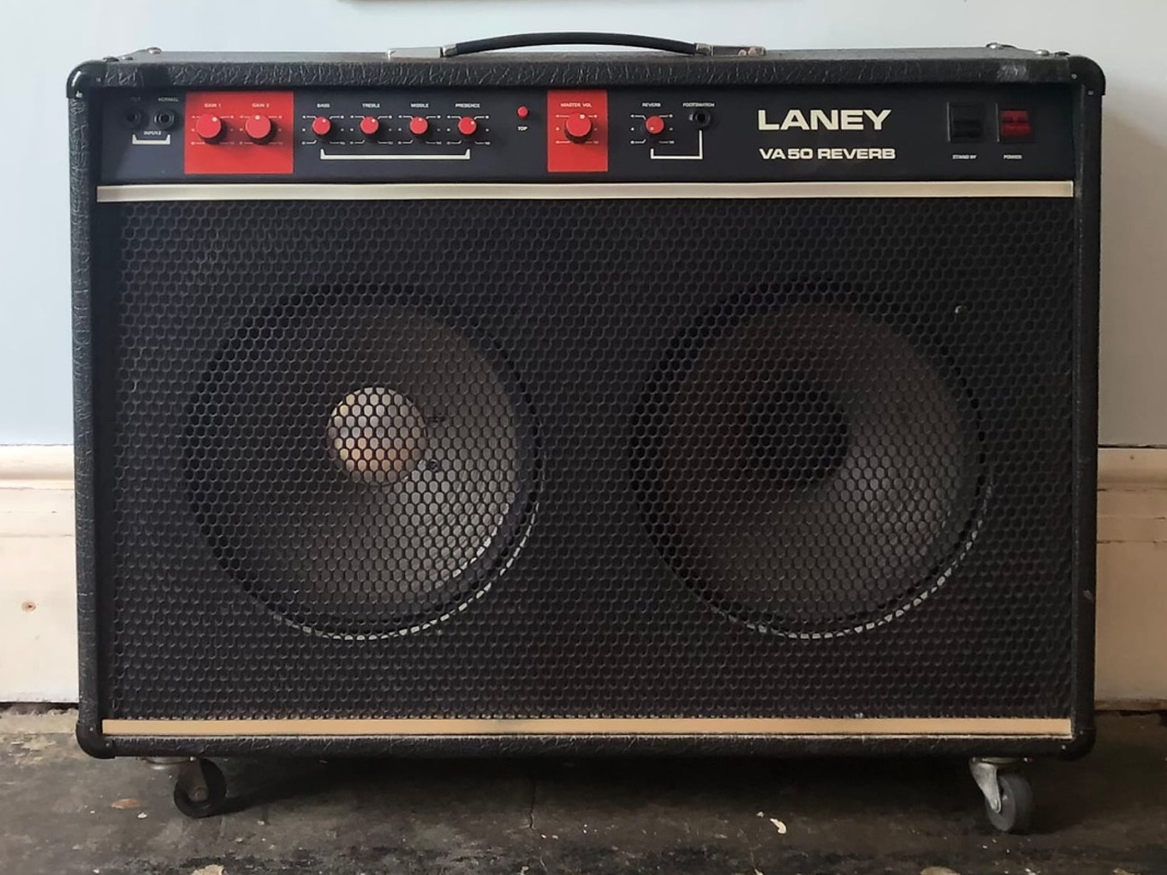 Laney va series 2x12 valve combo