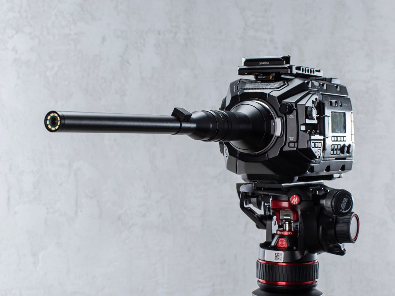 Laowa 24mm f14 2x macro probe lens ef