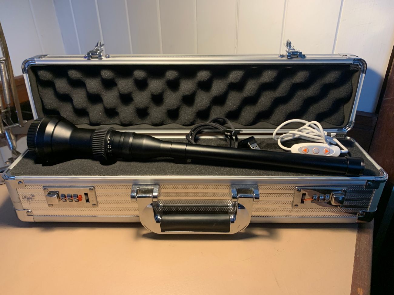 Laowa 24mm f14 probe lens, with focus gear, ef mount