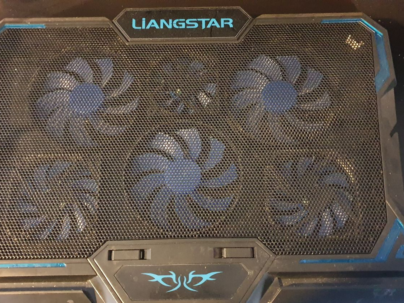Laptop cooling fans