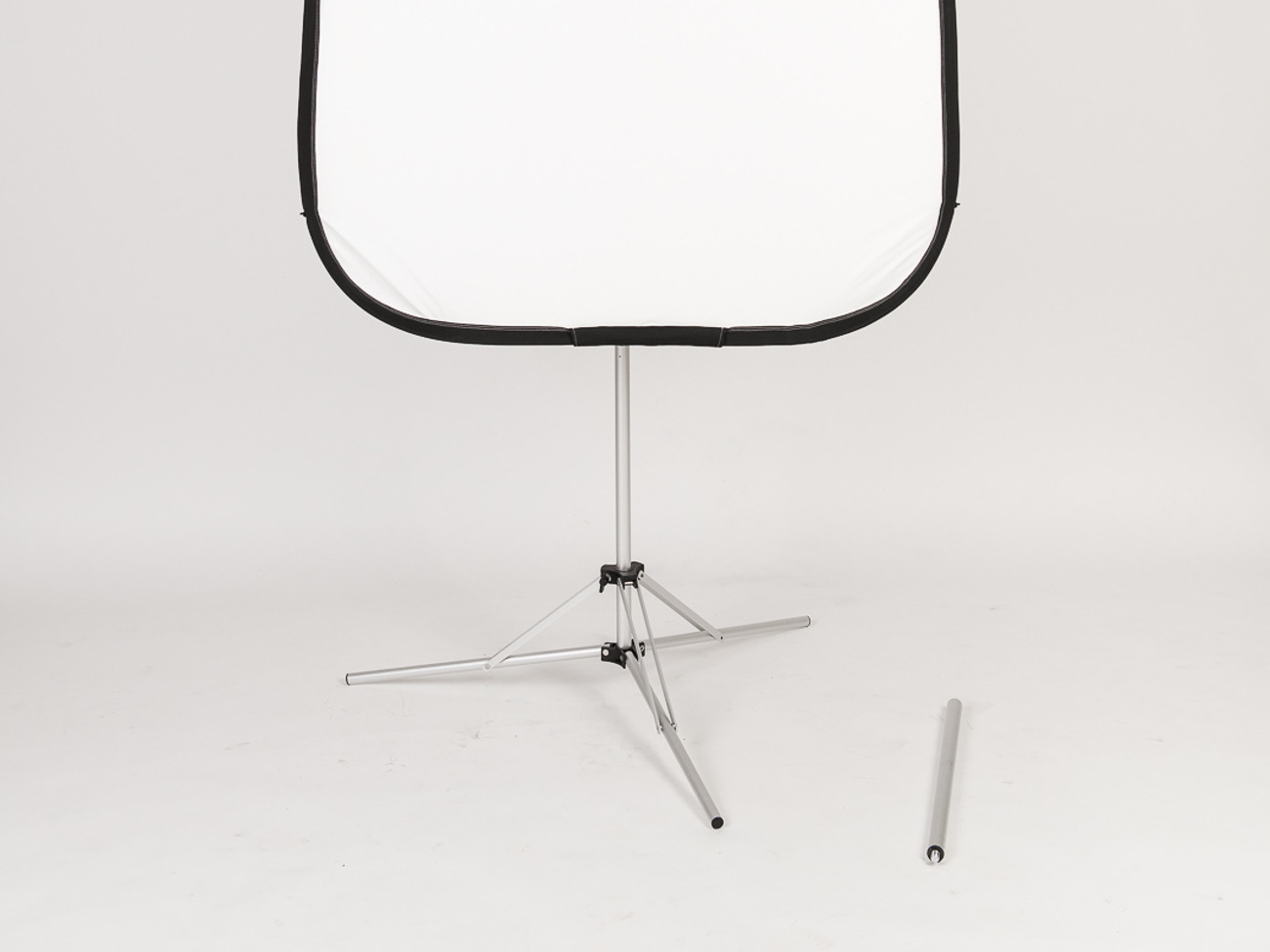 Lastolite hilite background 4'6"x3'6" + stand