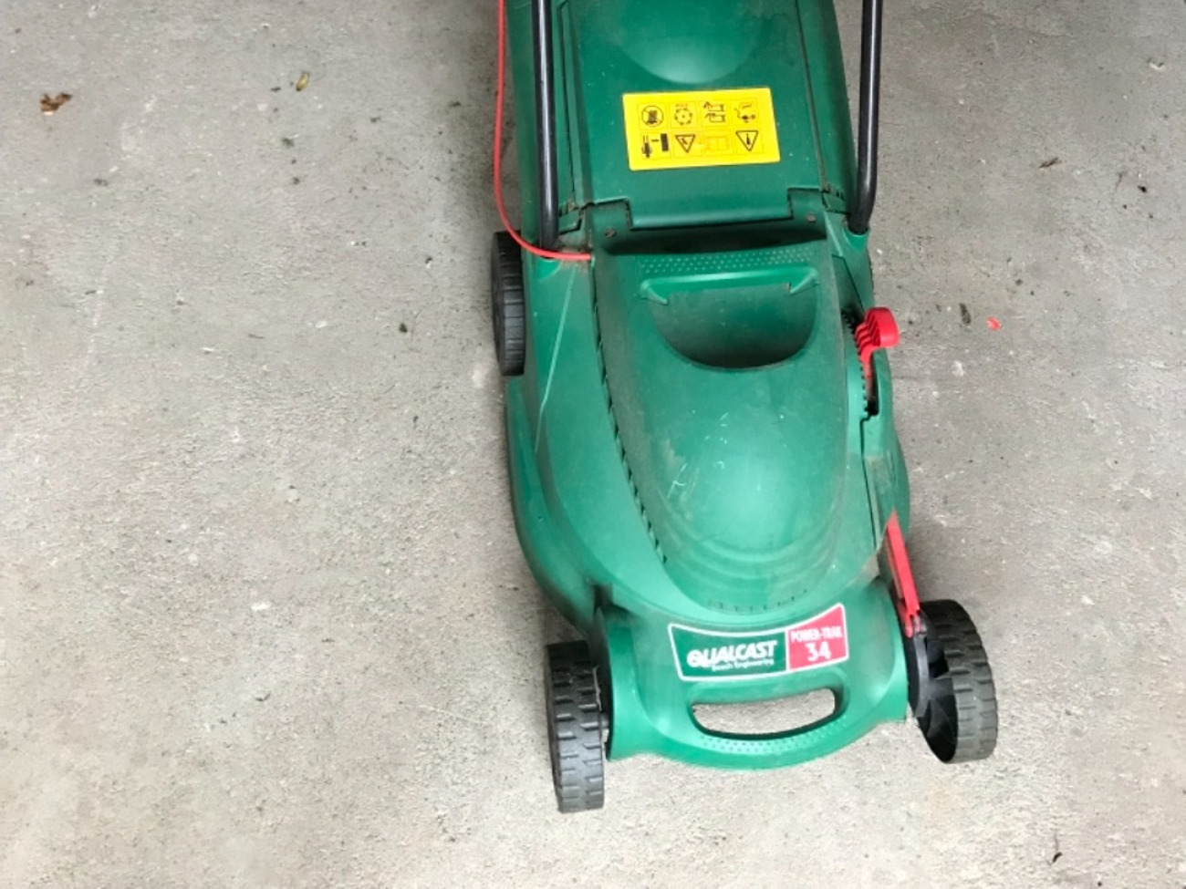 Lawnmower 