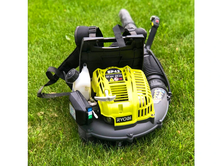 Leaf blower - backpack