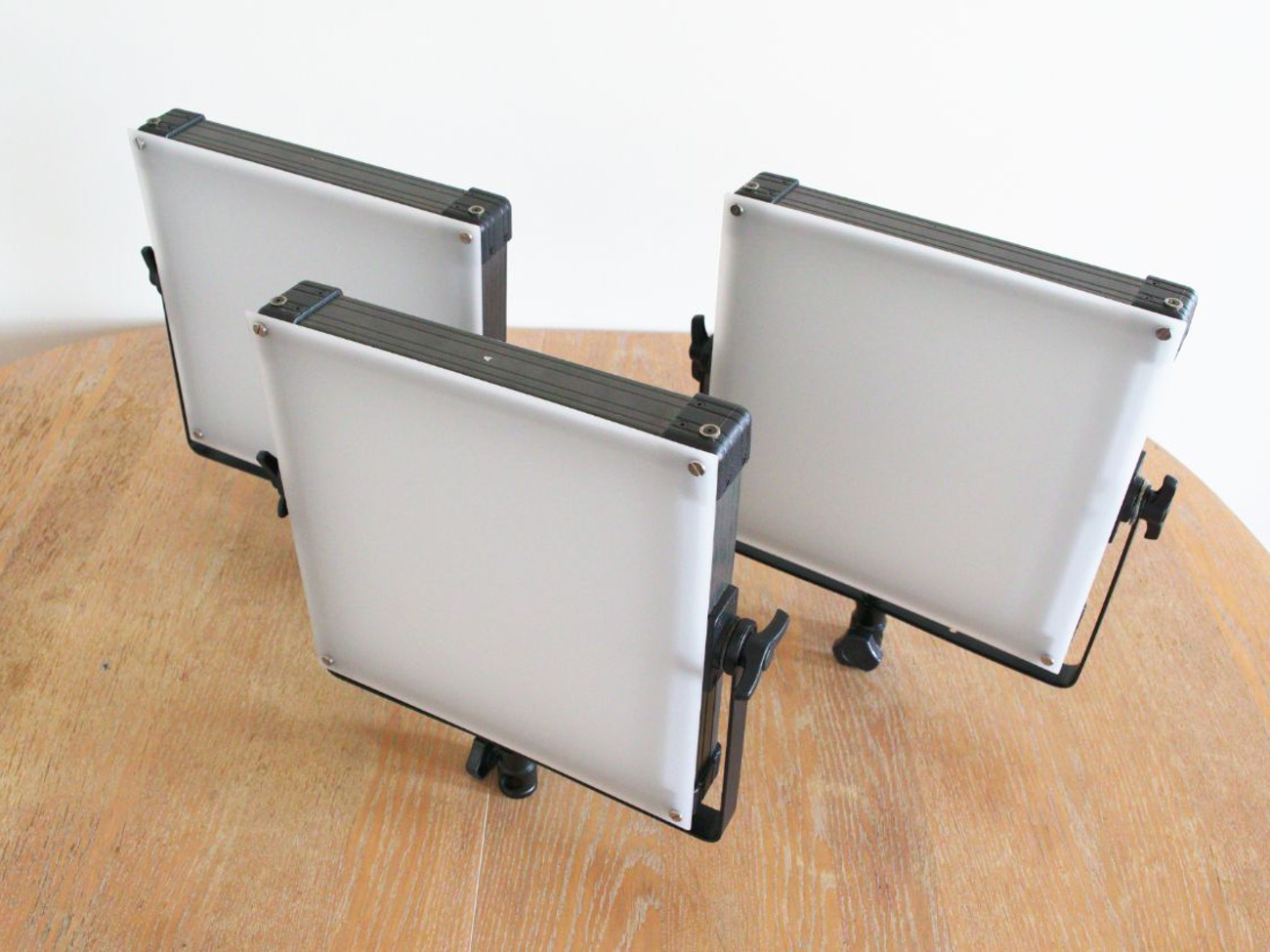 Led light panels bi-colour f&v with stands