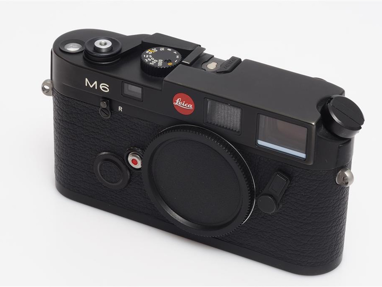 Rent Leica M6 from Haydon P, King's Park, Hackney for £57