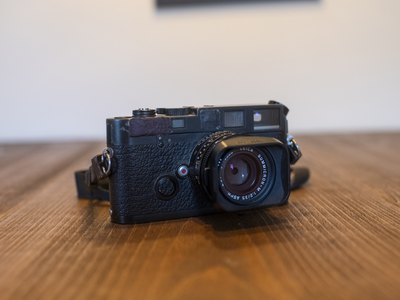 Leica m6 and leica 35mm summicron f2 