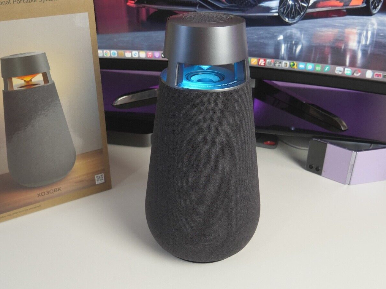 Lg xboom 360 portable light speaker xo3