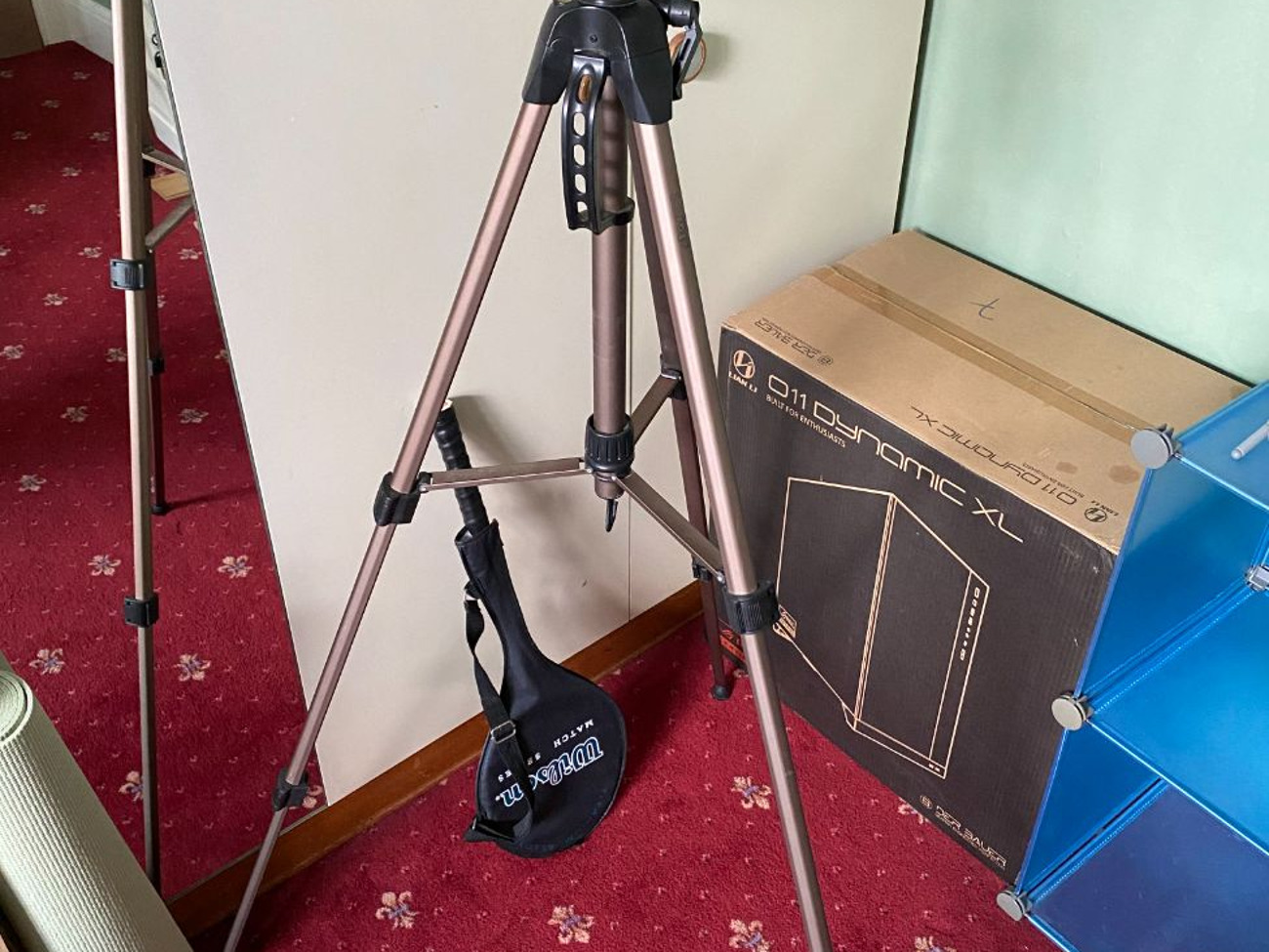 Light weight tripod