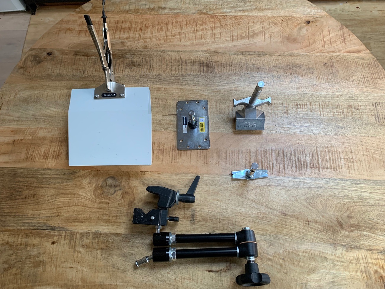 Lighting accesories & clamps