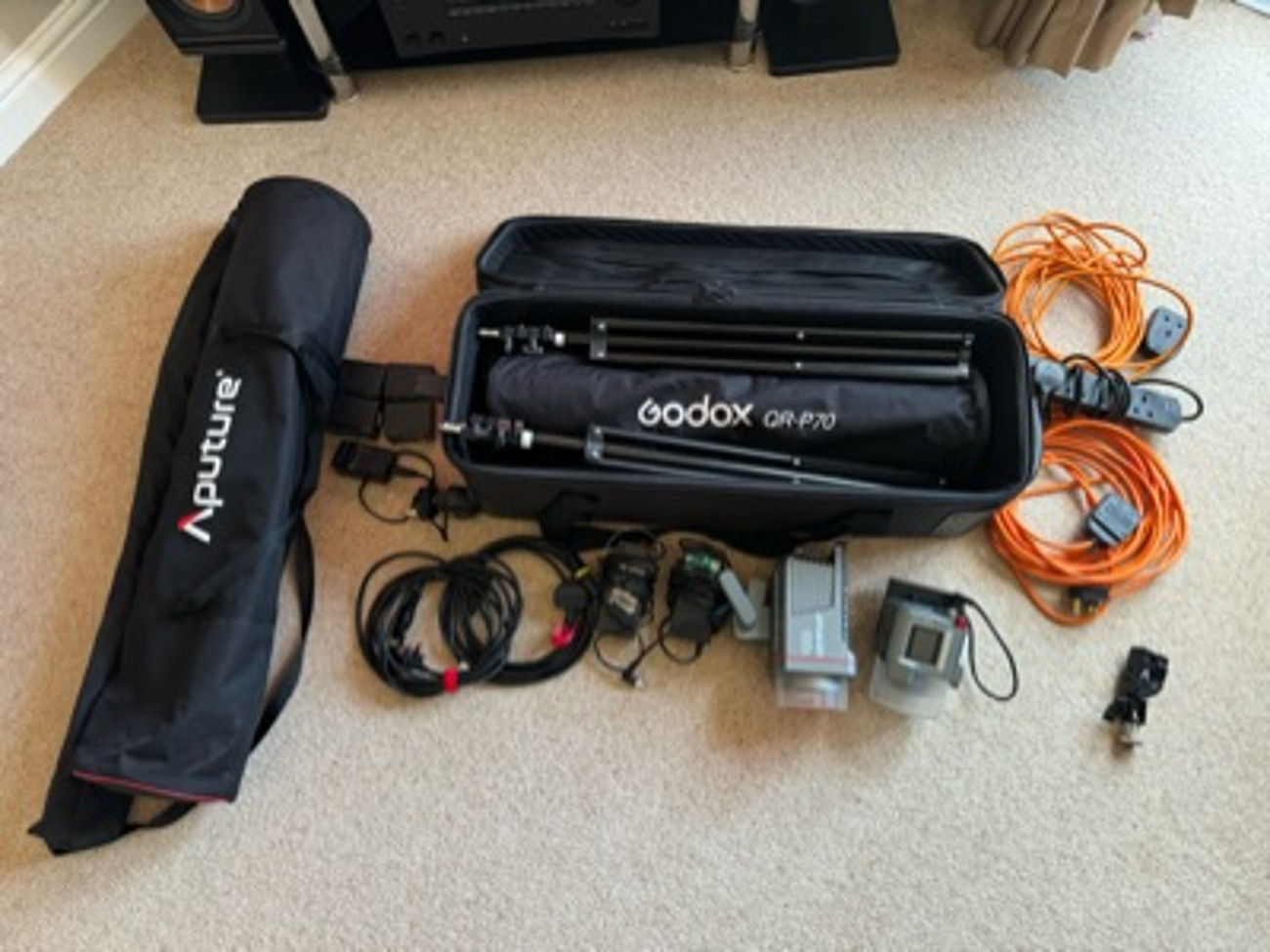 Lighting kit: amaran 100x & 60x, dji mic