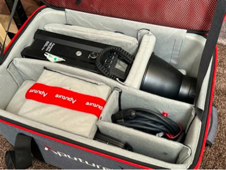 Lighting kit deal 600d 300 60 bi