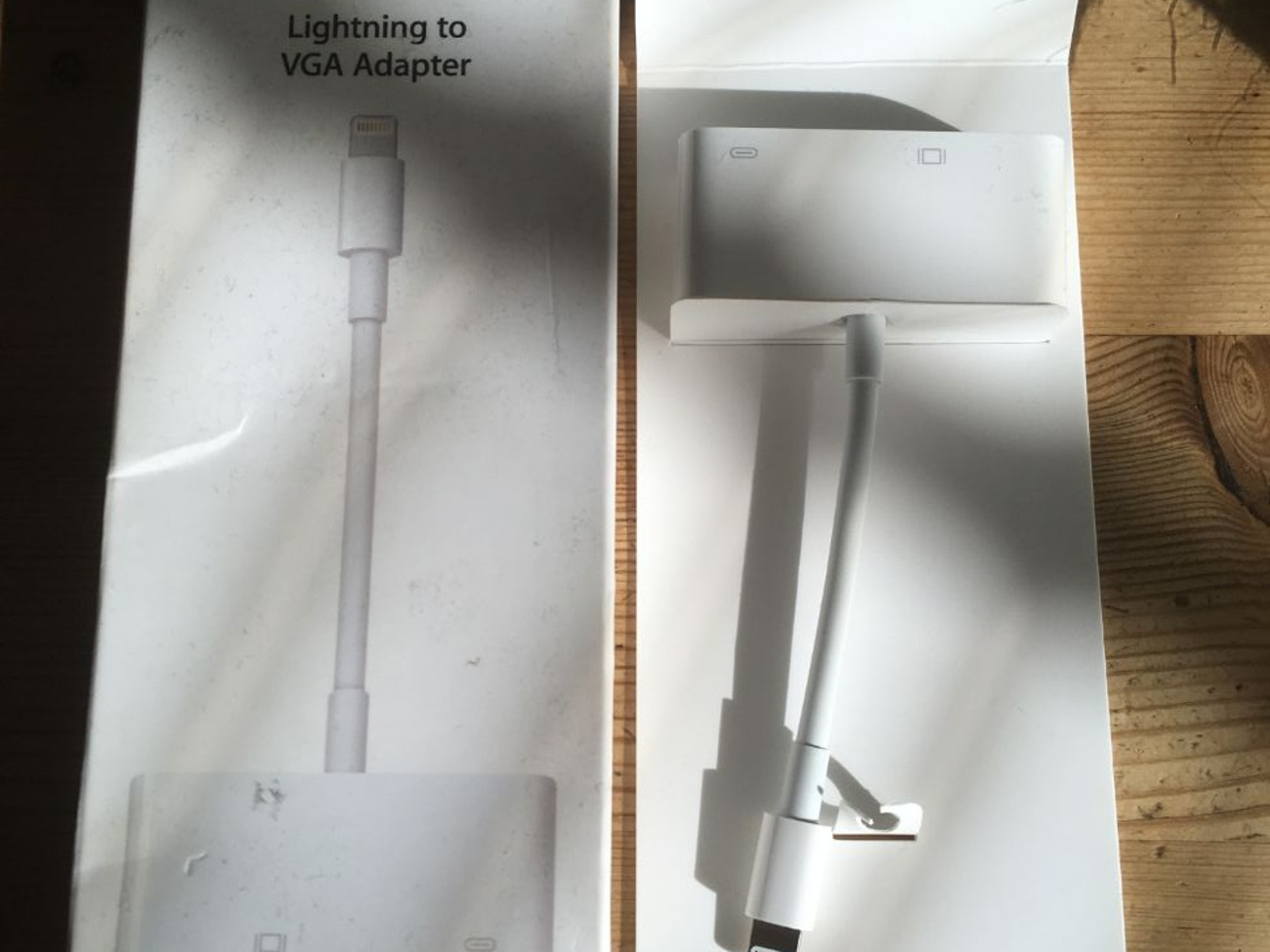 Lightning to vga adapter