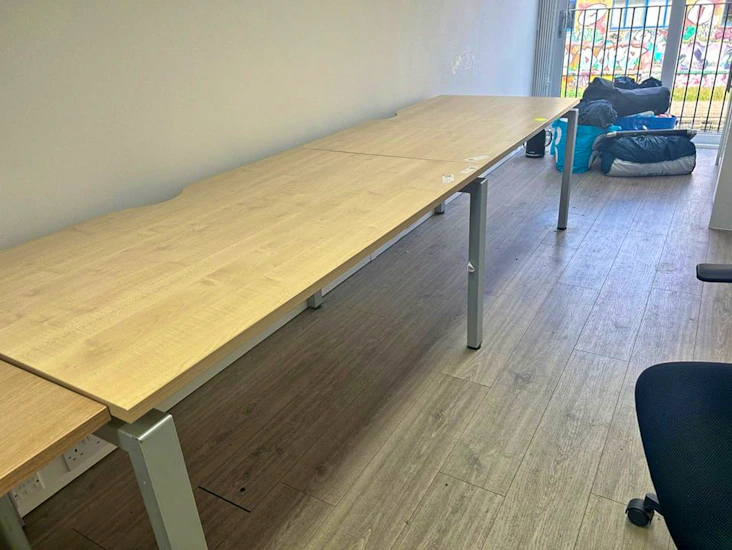 Long office desk 280 x 79