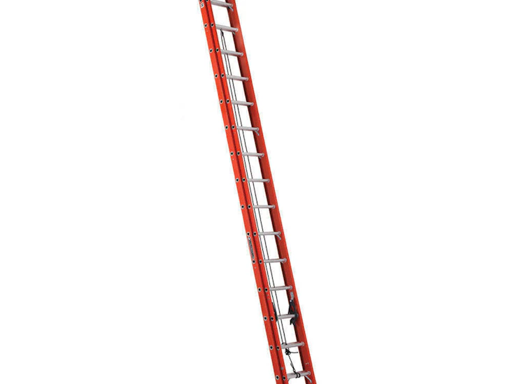 Louisville fiberglass extension ladder 32ft