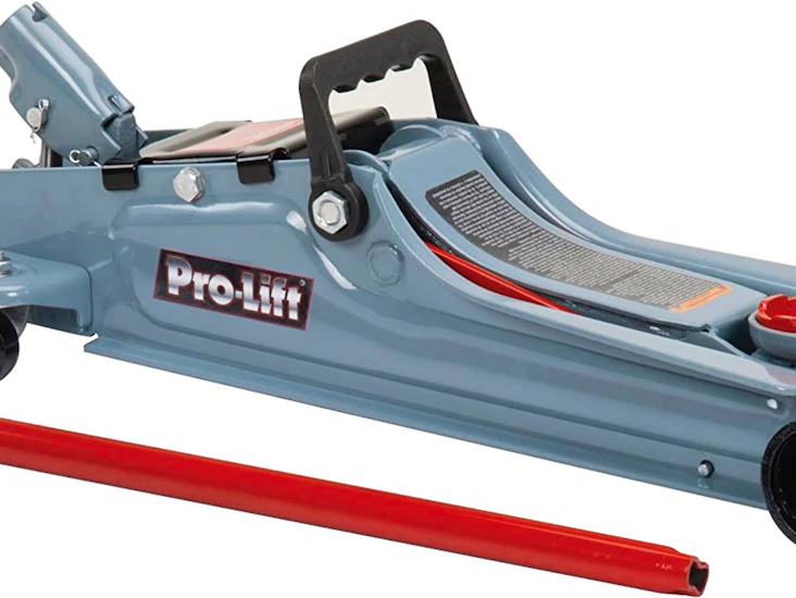 Low profile car jack