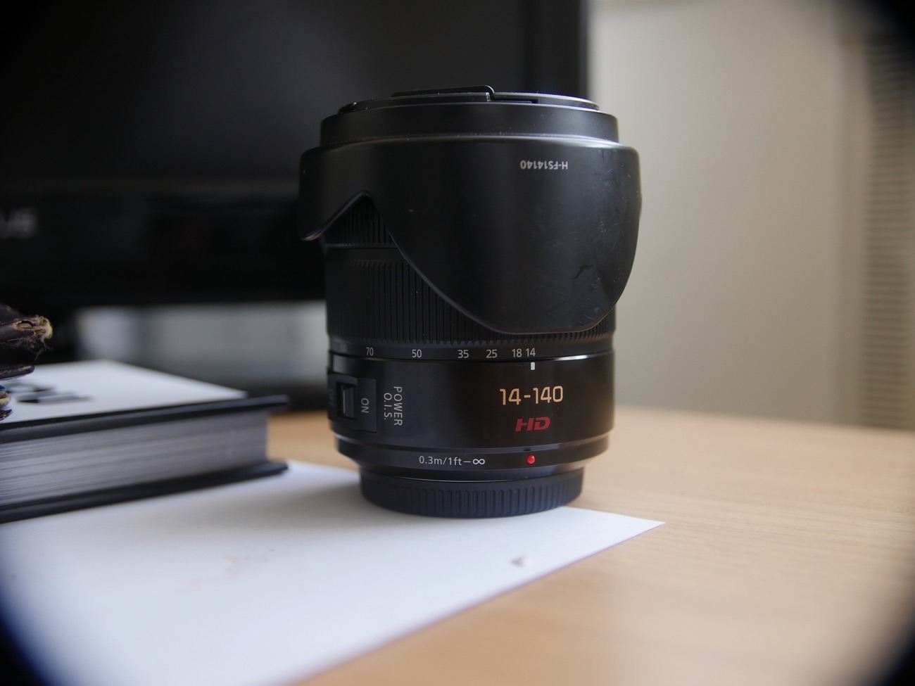 Lumix hd lens 14-140