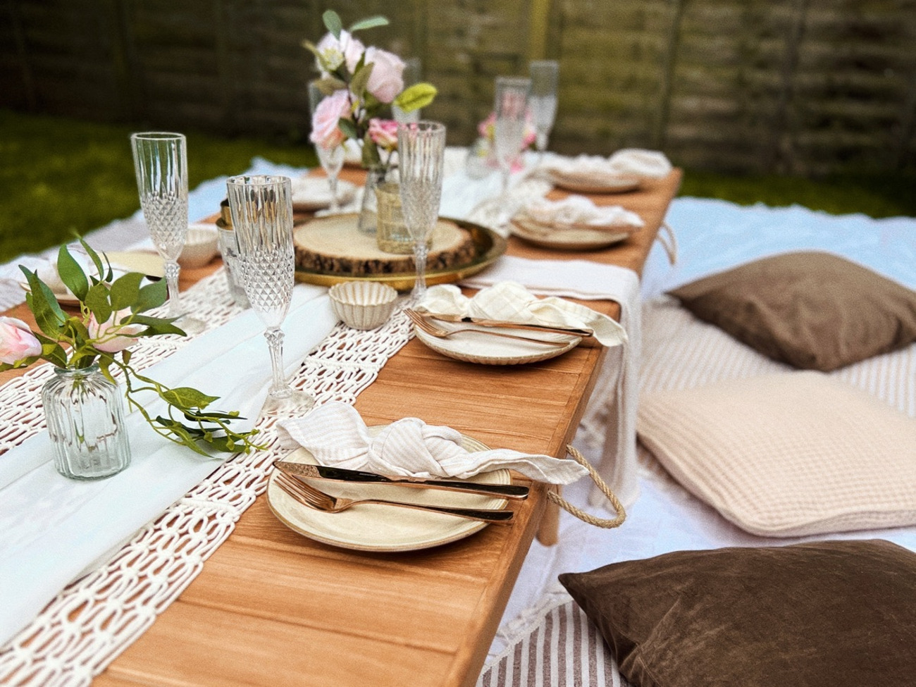 Luxury picnic table | outdoor table | event table (seats 10)