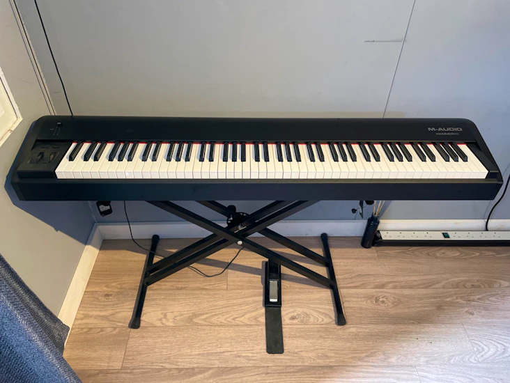 M audio hammer 88 midi keyboard controller
