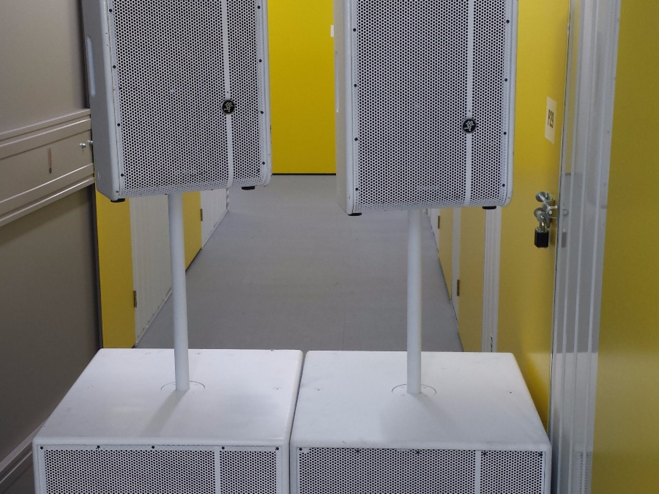 Mackie high definition active speaker system - 5600watts