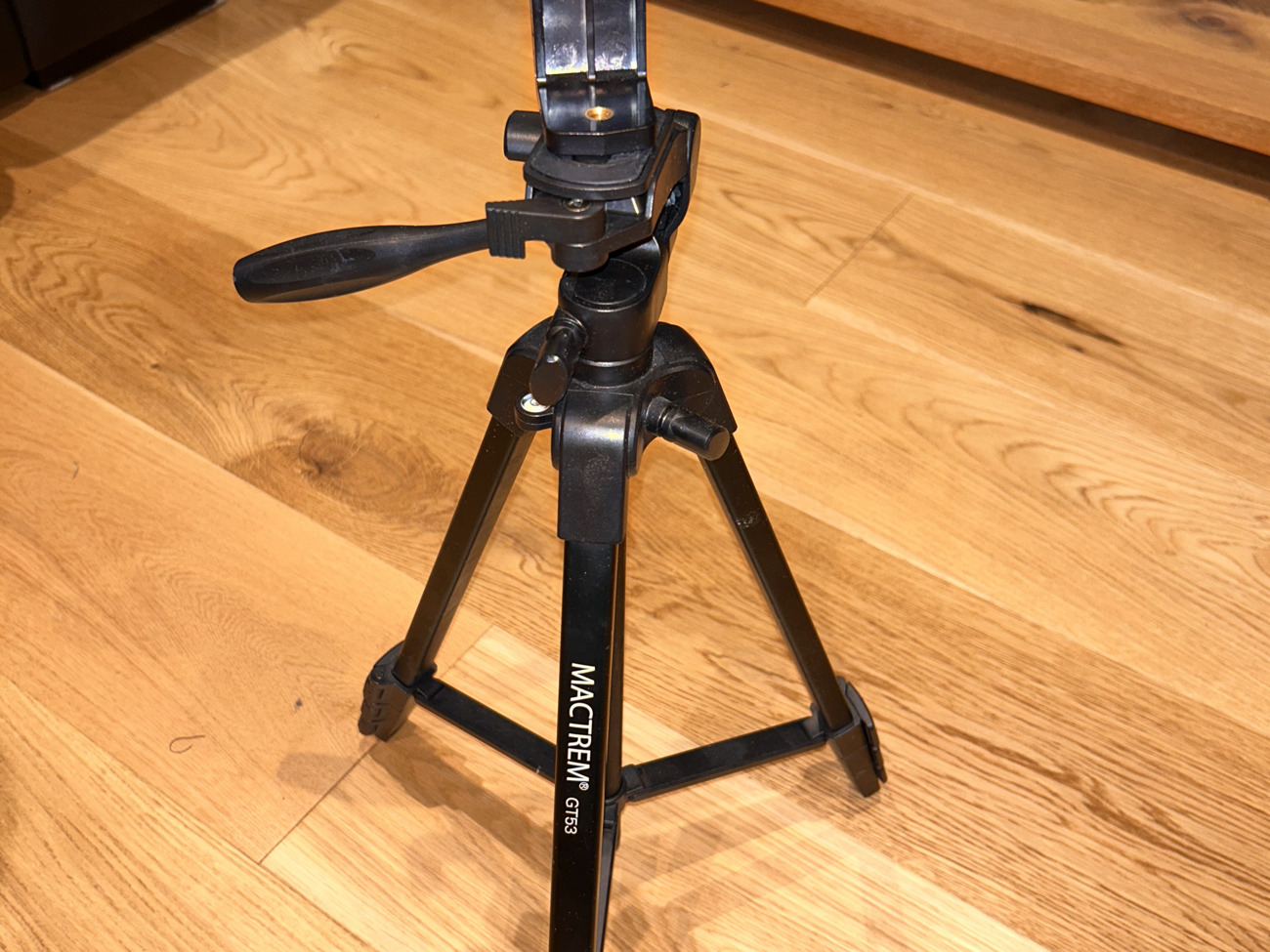 Mactrem phone tripod