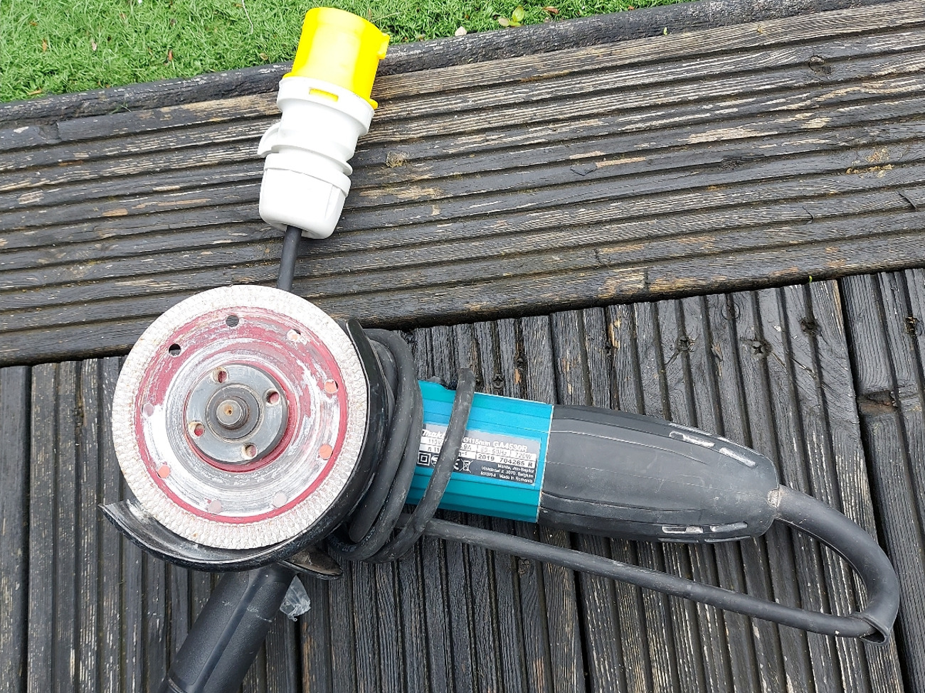 Makita grinder 115mm