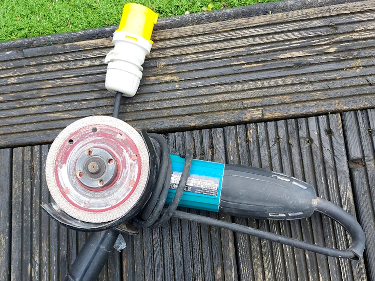 Makita grinder 115mm