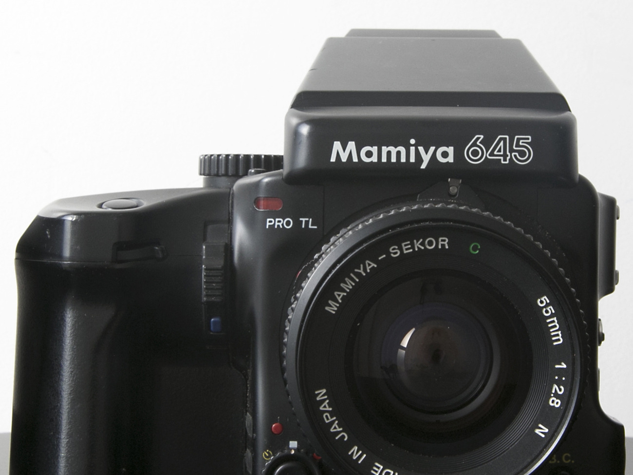 Mamiya 645 pro tl + 1 lens, 1 film back, motor winder