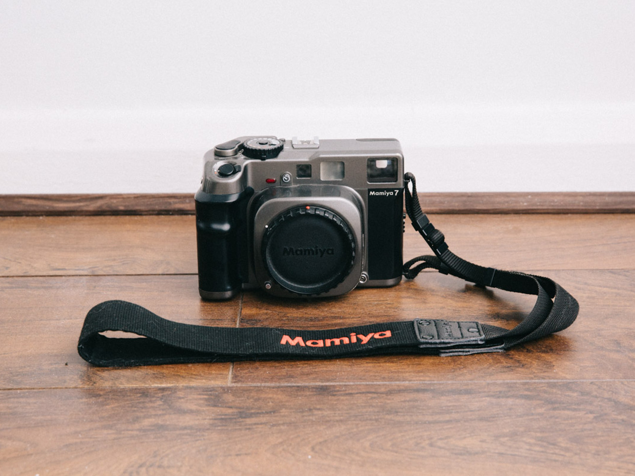 Mamiya 7 (body only)