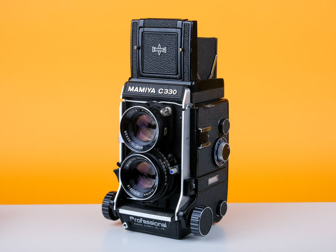 Portrait Mamiya C330 MAMIYA C330 Professional SEKOR DS 105mm