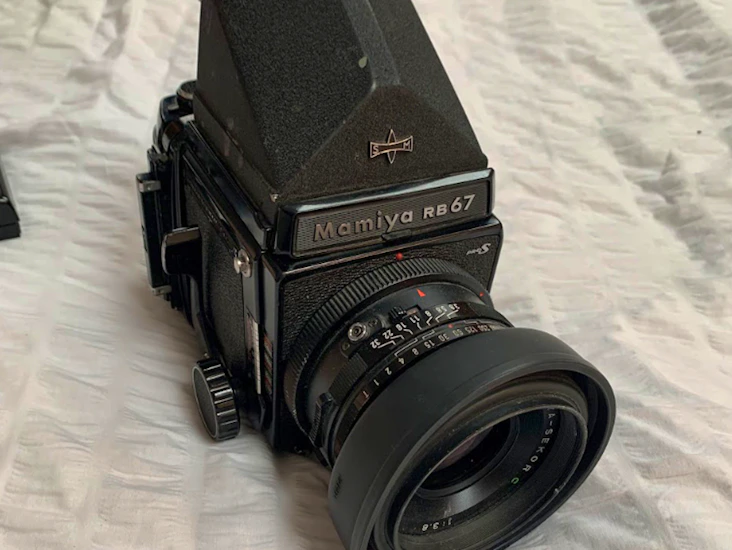 Mamiya rb67 pro full kit with 90mm lens